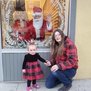 Meet your Posher, Myra